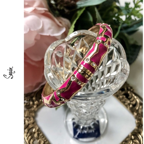 Sequin Jewelry - 🌷🎉HP🎉SEQUIN Brand Hinge Enamel Bangle